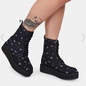Dolls kill platform boots